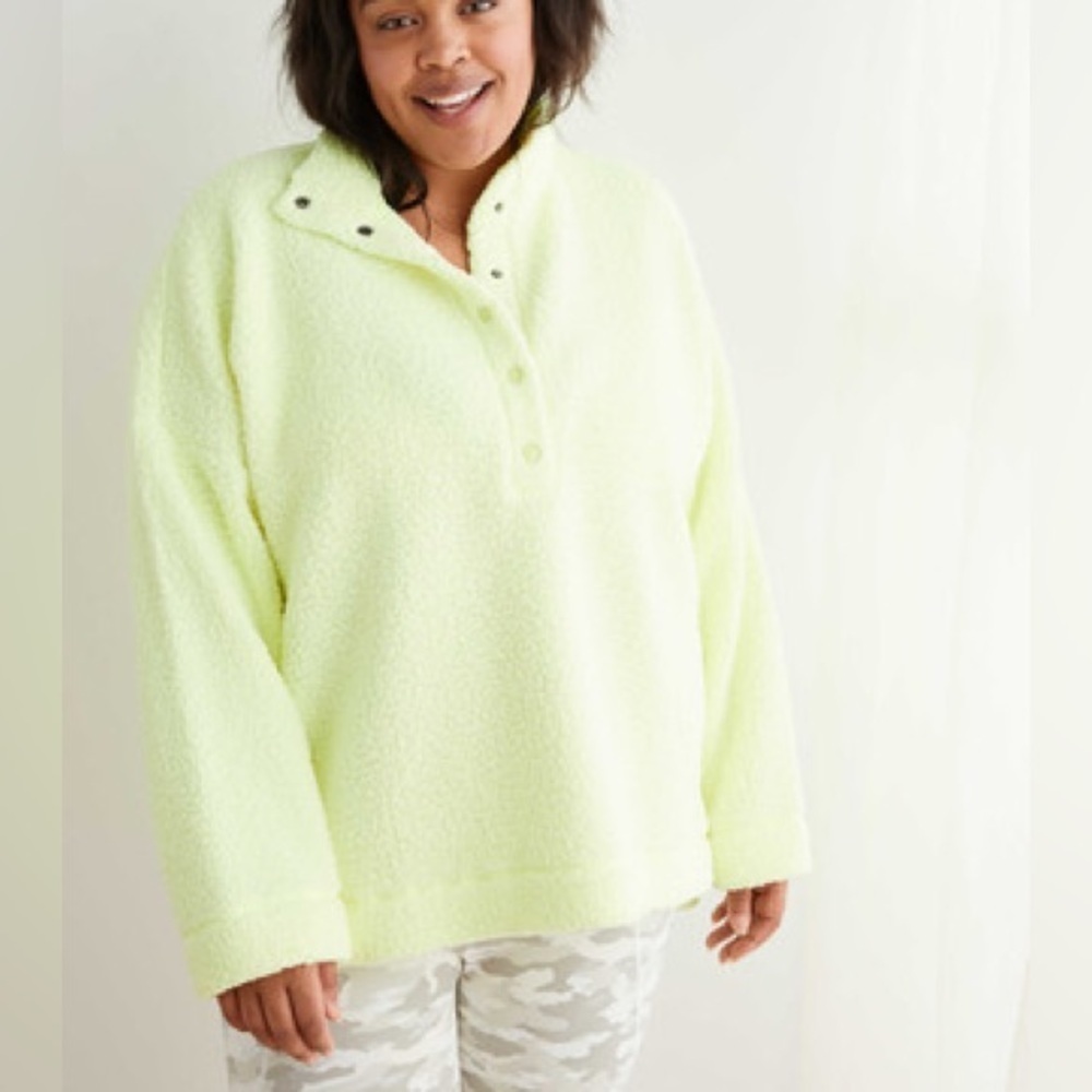 Aerie NWT Cloud Sherpa Oversized pullover tennis ball green sz medium 24” p2p - Picture 3 of 14